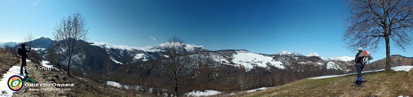 08 Panoramica da Prato Giugno verso Resegone ed oltre.jpg